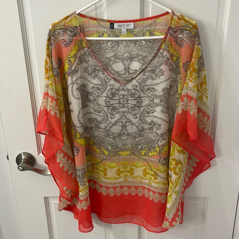 Pretty flowy blouse